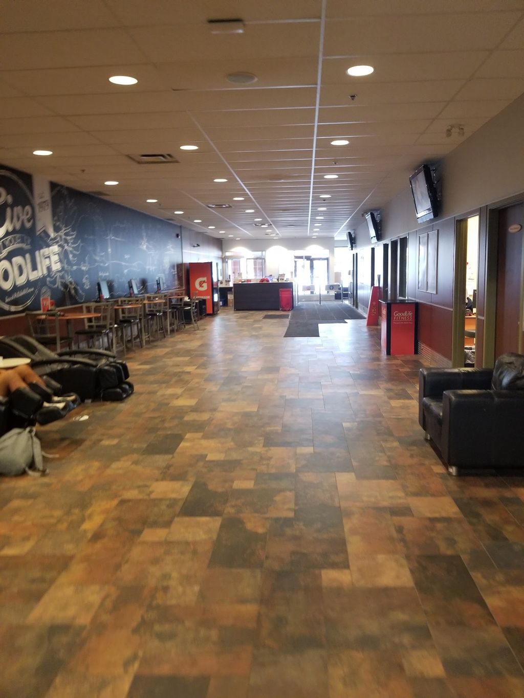 GoodLife Fitness Ajax Harwood Plaza - Image 3
