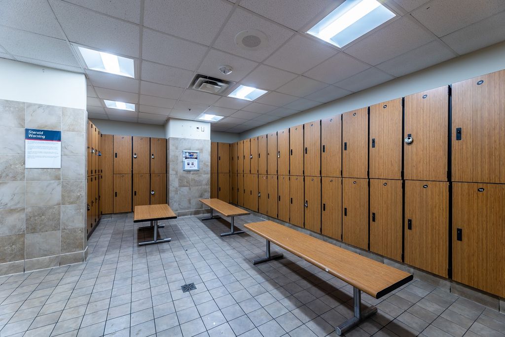 24 Hour Fitness Santa Monica - Image 4