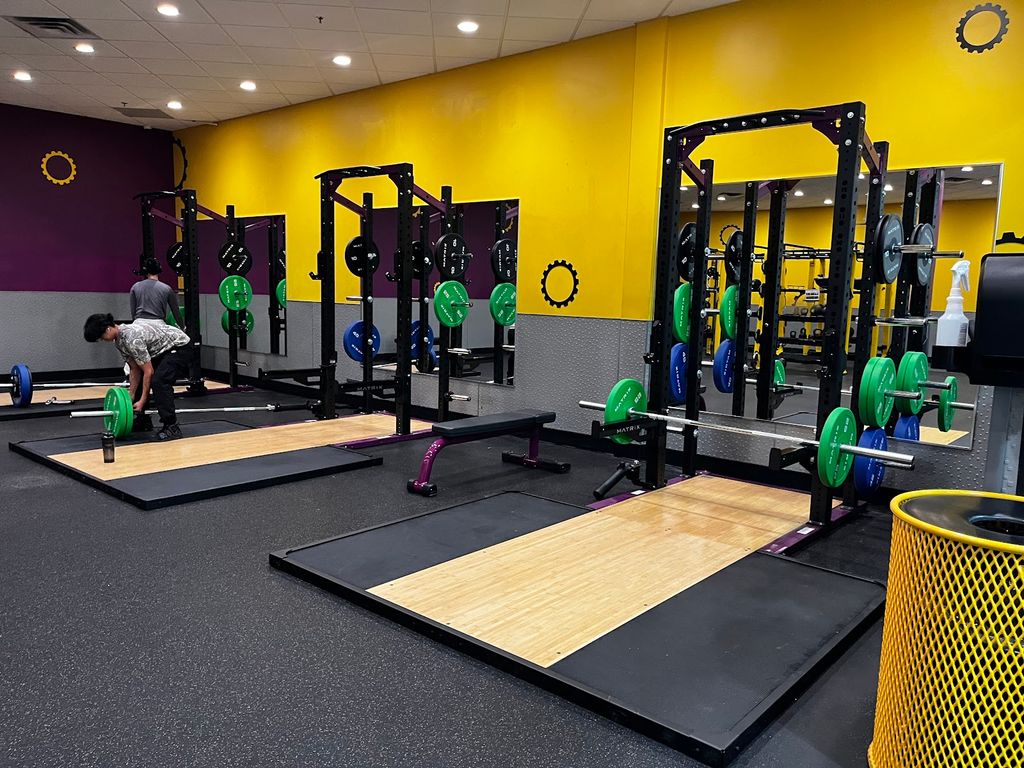 Planet Fitness - Image 8