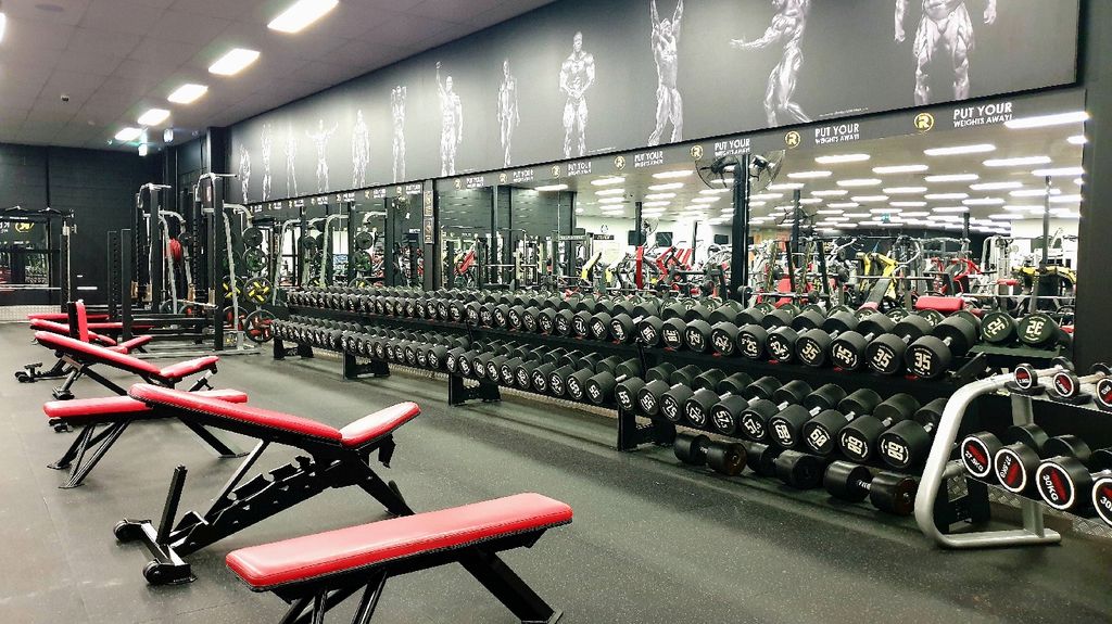 Revolutions Health & Fitness Centre - Image 10