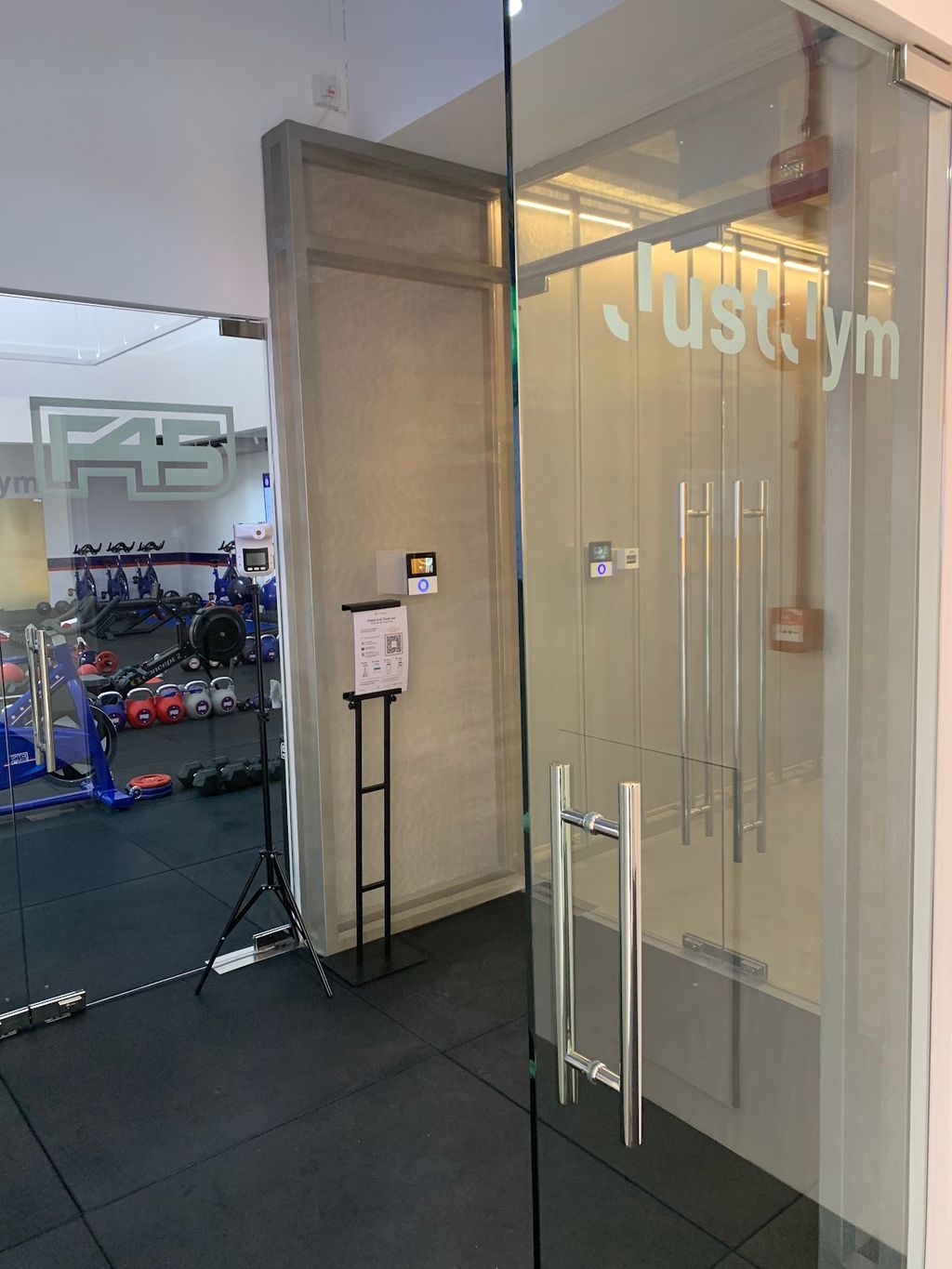 Just Jym Tampines West - Image 7