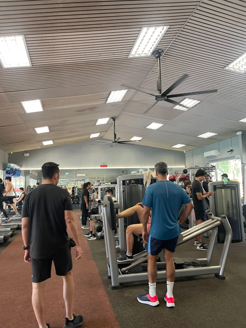 Katong ActiveSG Gym - Image 6