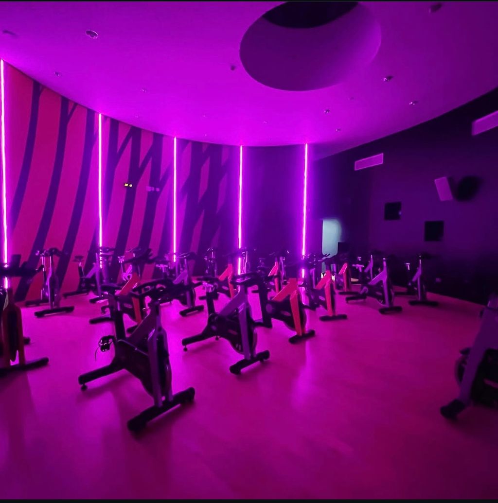 Glass Mill Leisure Centre - Image 5