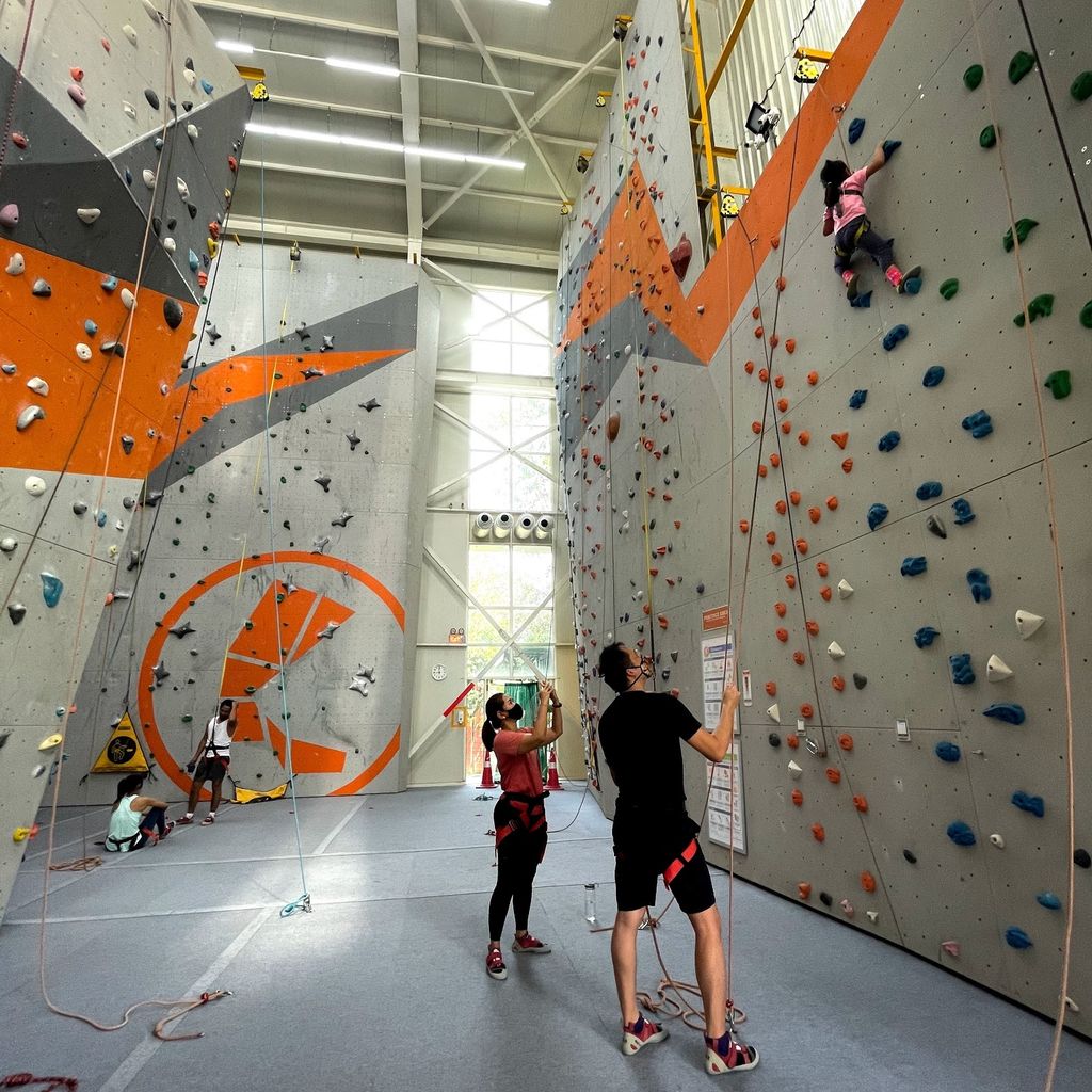 Climb Central Delhi - Indoor Rock Climbing & Dining