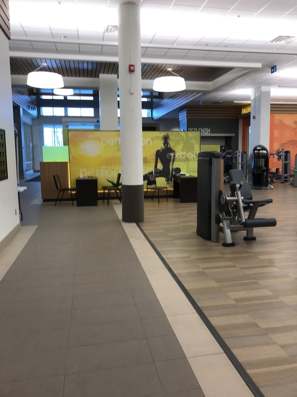 LA Fitness - Image 6