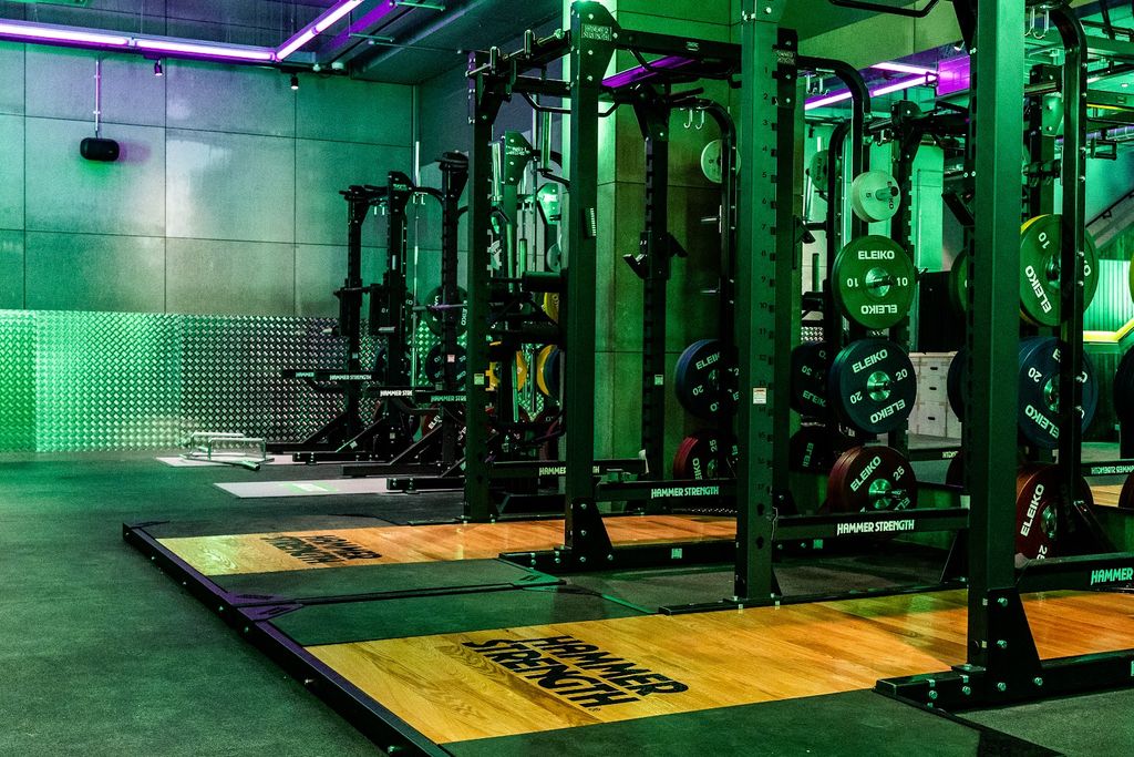 Buzz Gym Cannon Street - Image 8