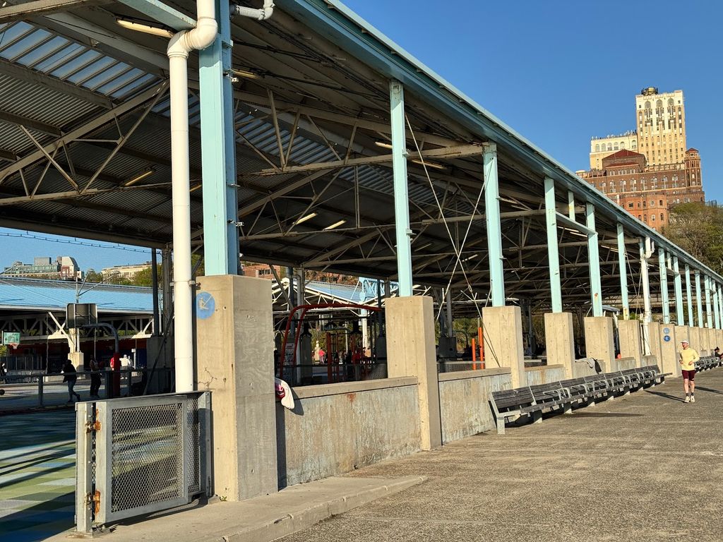 Brooklyn Bridge Park Fitness Equipment - Image 4