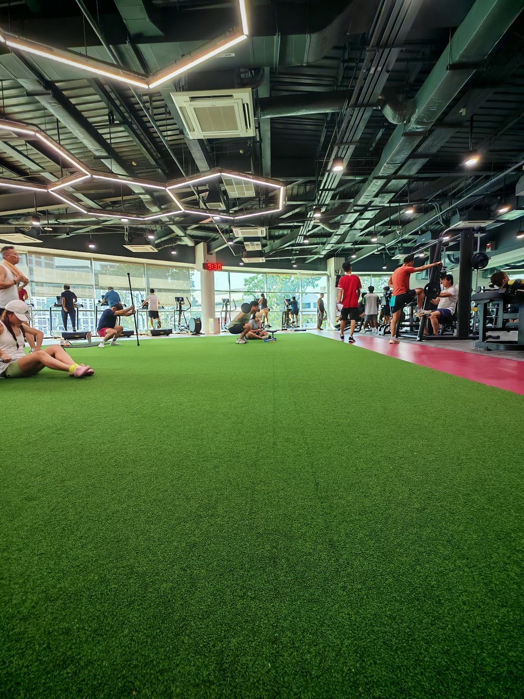 Hougang ActiveSG Gym - Image 4