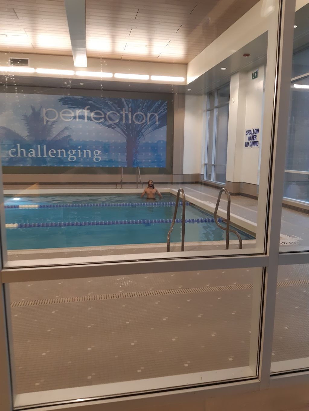 LA Fitness - Image 8