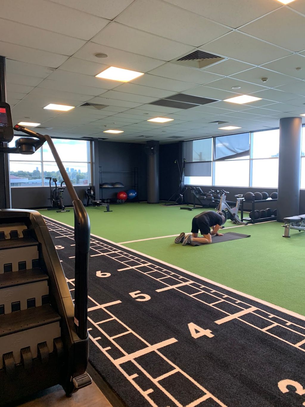 Club Lime Five Dock - Image 4