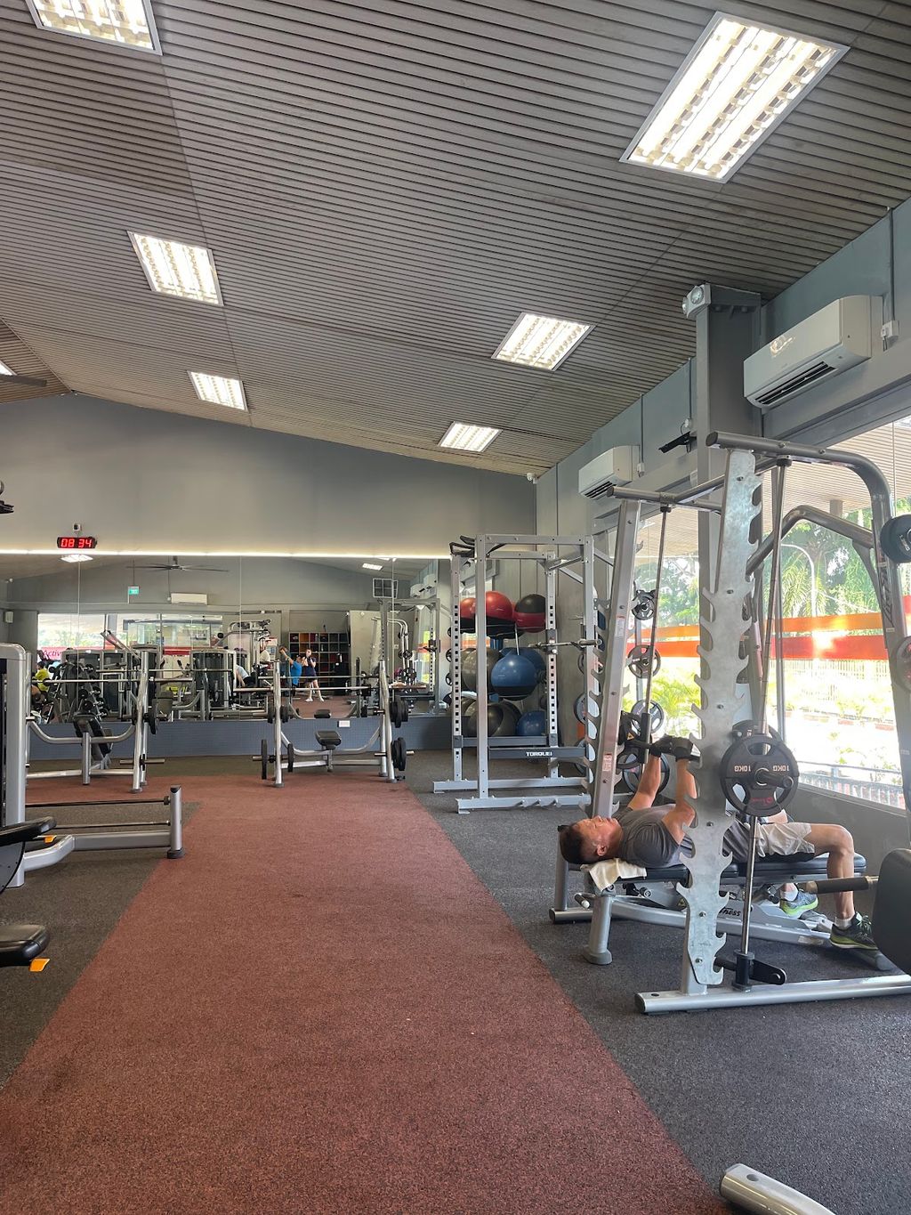 Katong ActiveSG Gym - Image 2